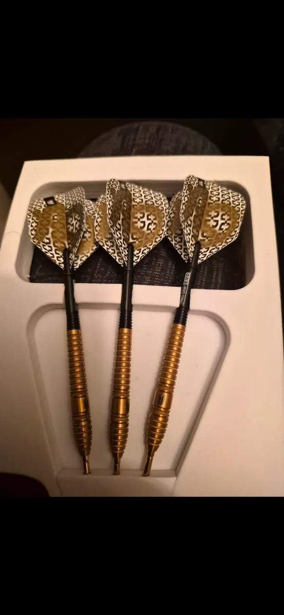 Darts - Image 2