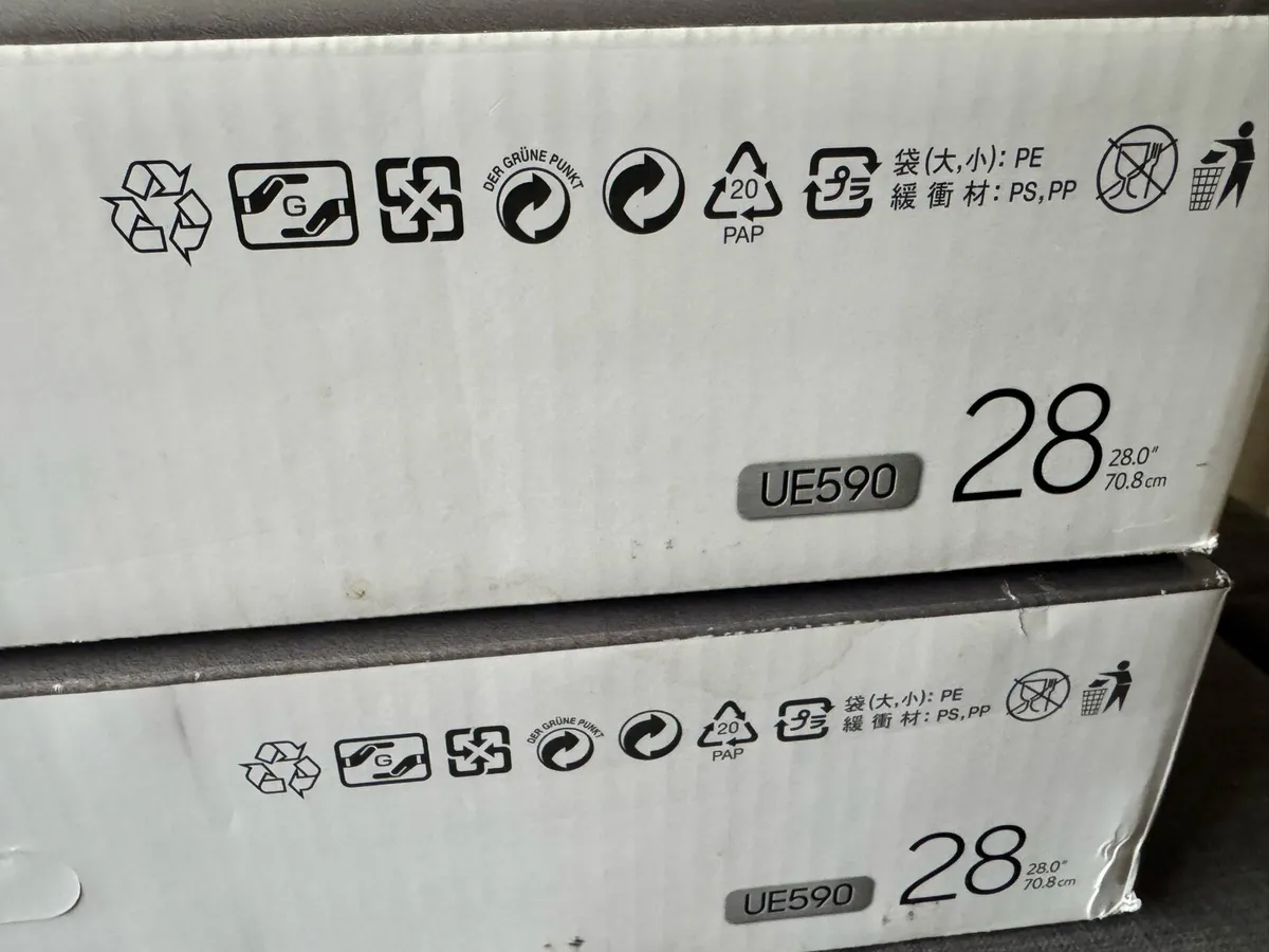 Samsung 28” 4K Monitor - Image 4