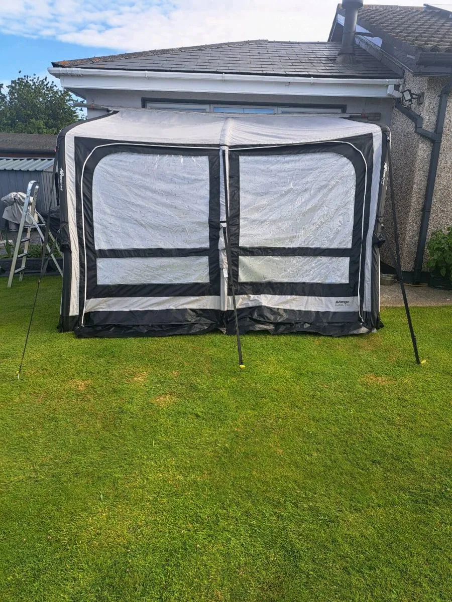 Caravan awning - Image 2