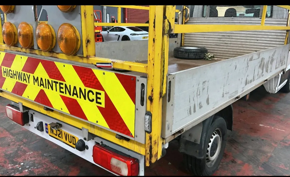 14Ft Dropside body Traffic management - Image 2