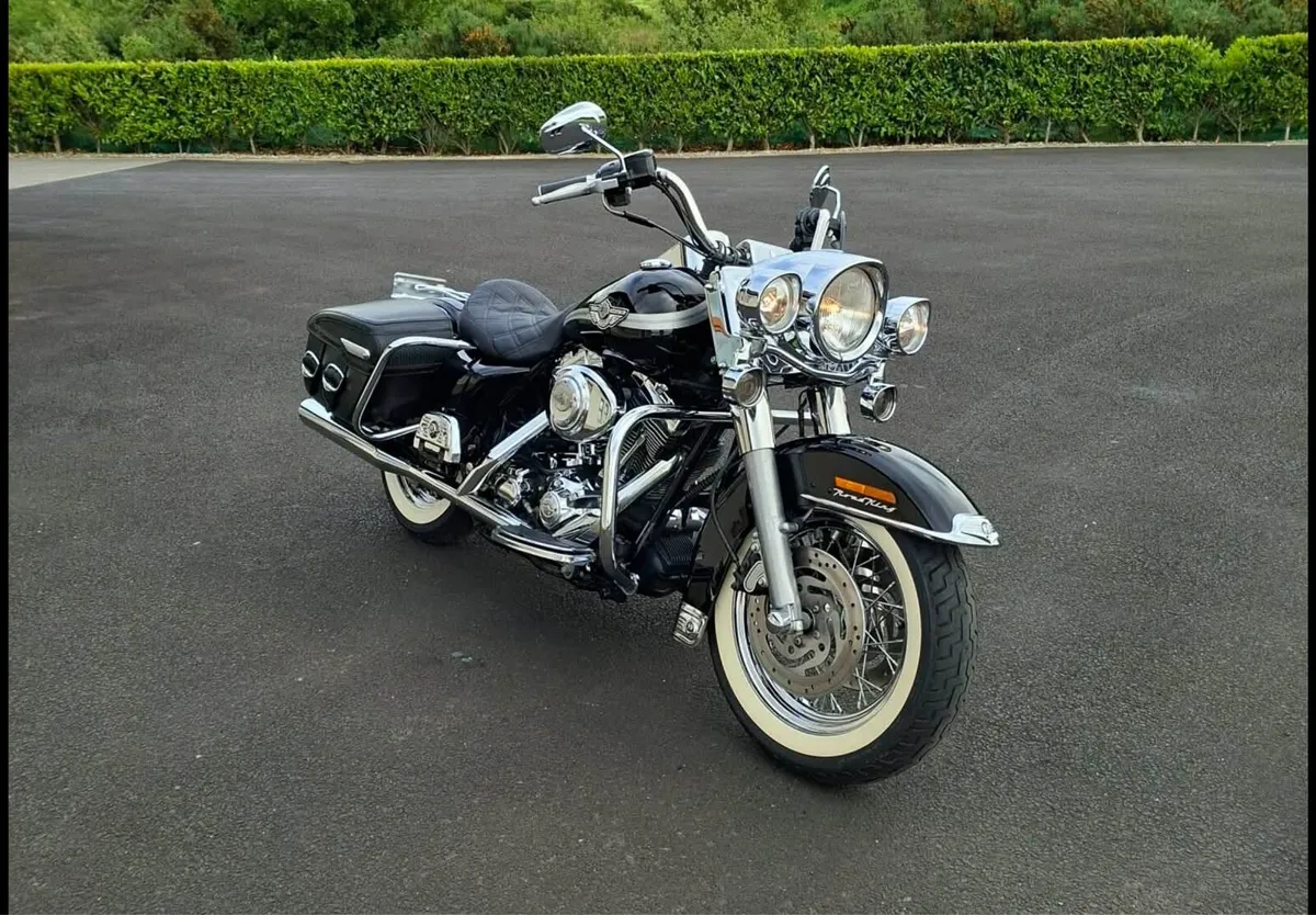 2003 100th anniversary road king - Image 2