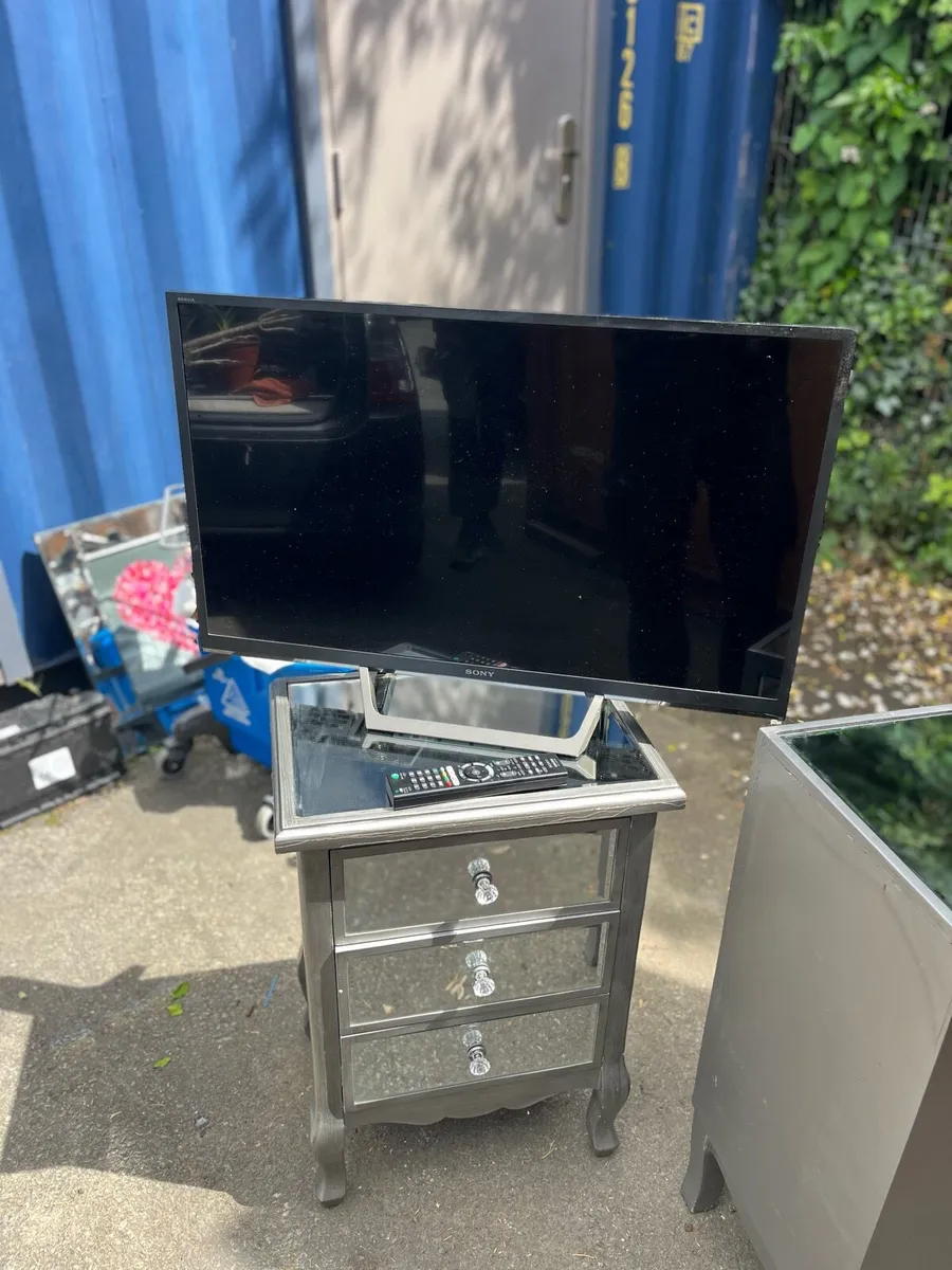 Sony smart tv 32 - Image 2