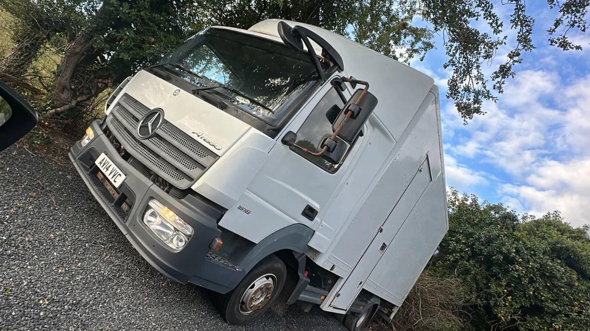 Mercedes 816 Automatic Ideal Rally Truck - Image 1