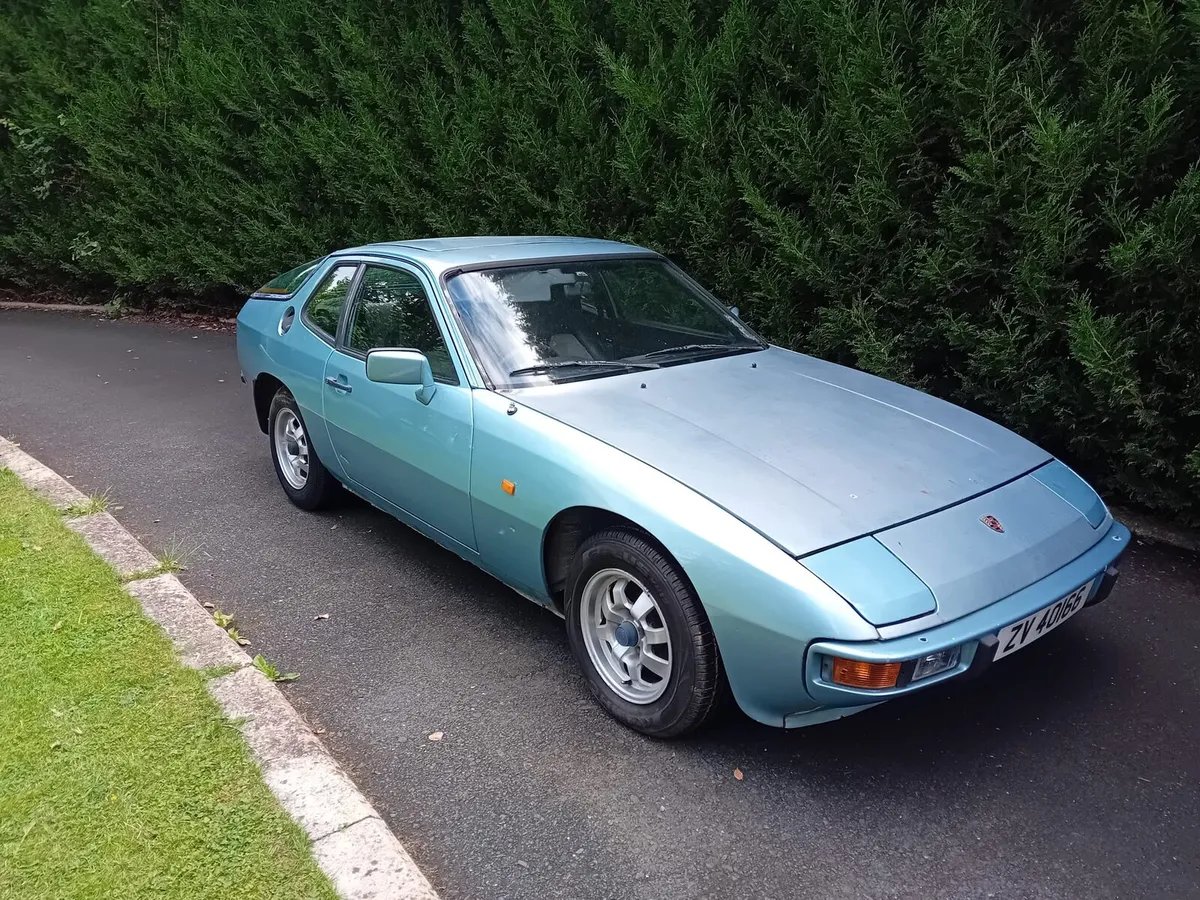 Porsche 924 - Image 1