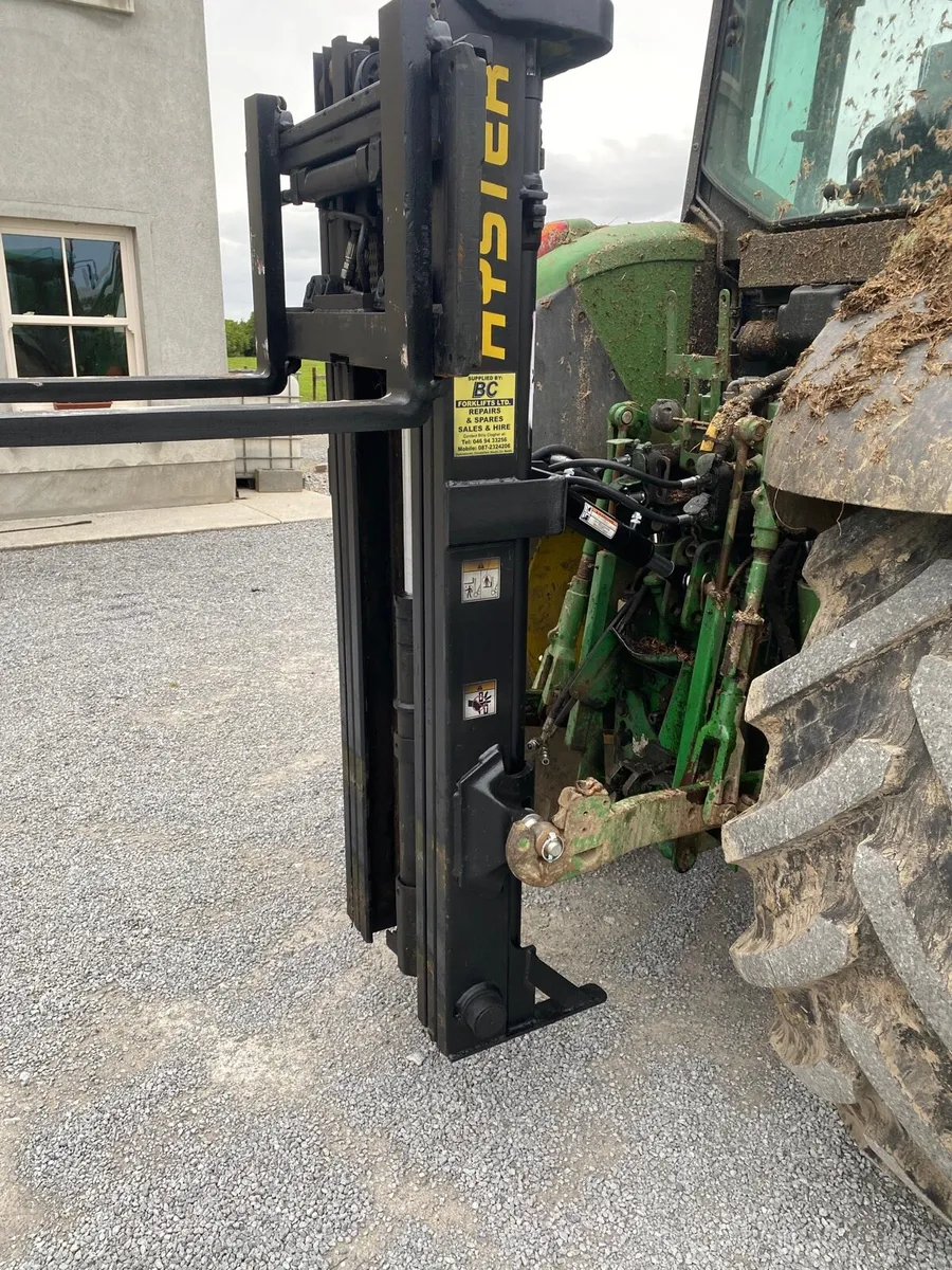 Tractor forklift - Image 2