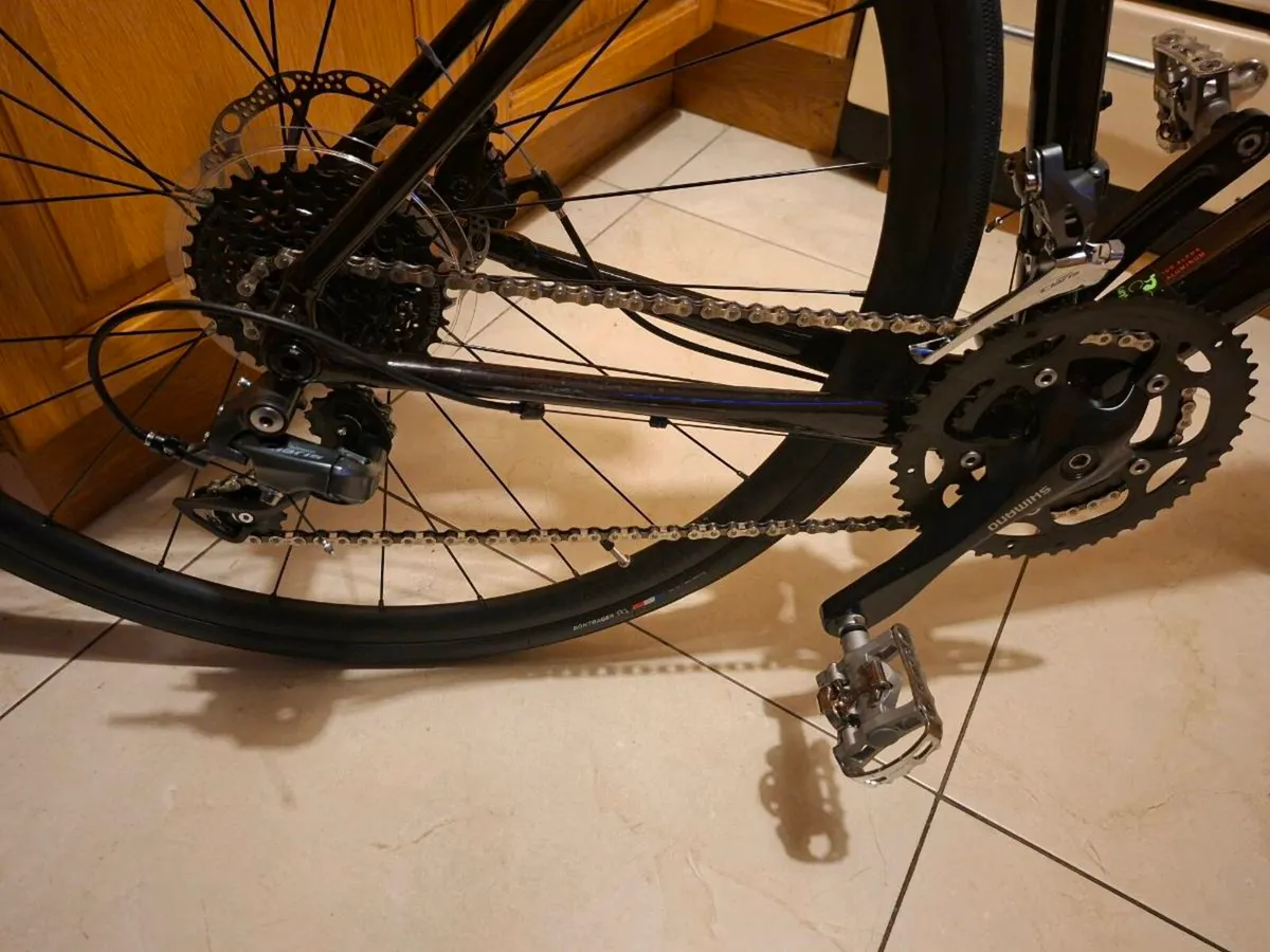 Trek Domane AL 2 Gen 4 - Image 3