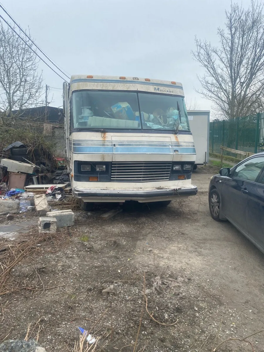 Vintage motor home - Image 2