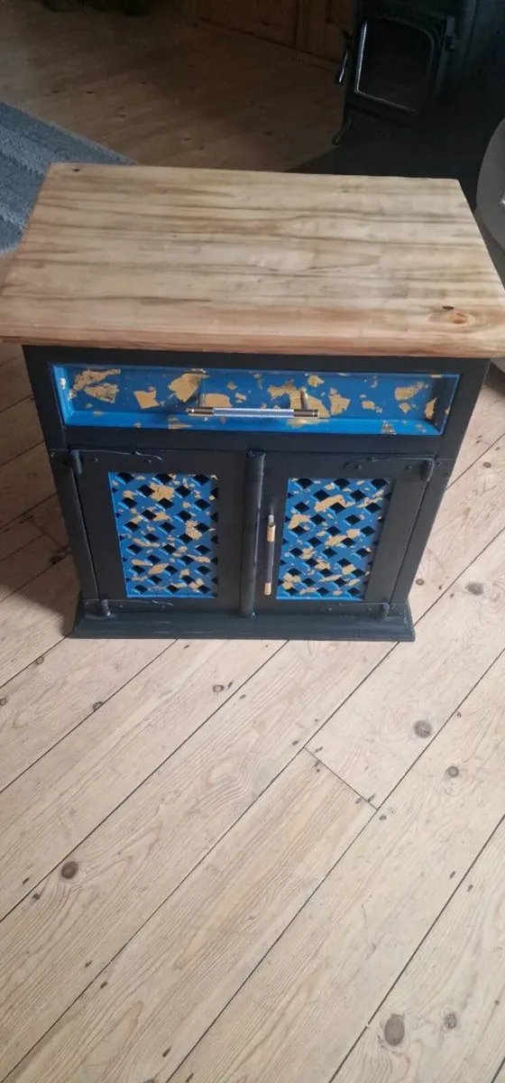 Cabinet - Image 2