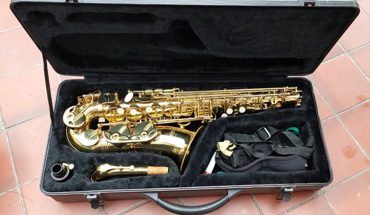 Saxophone - Image 3