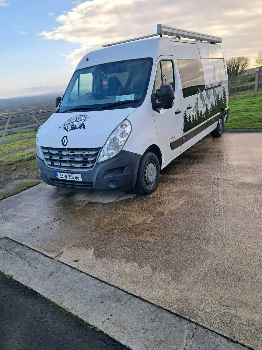 2011 Renault master crewcab - Image 1