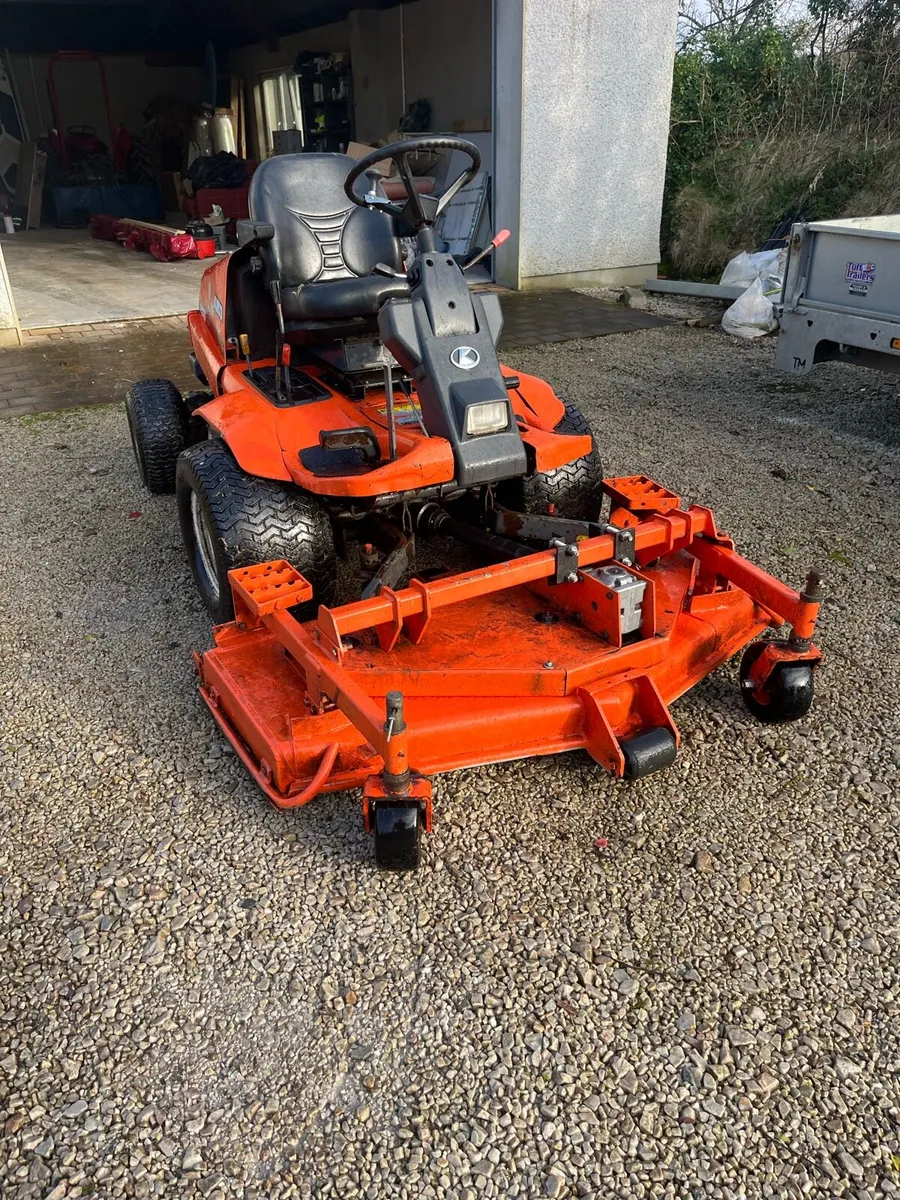 Kubota F3060 - Image 1