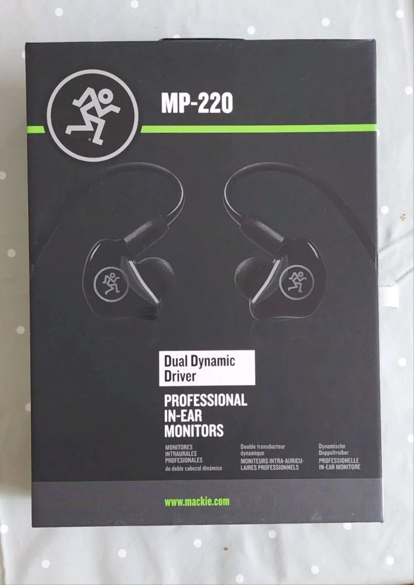 Mackie mp220 in ear monitors - Image 1
