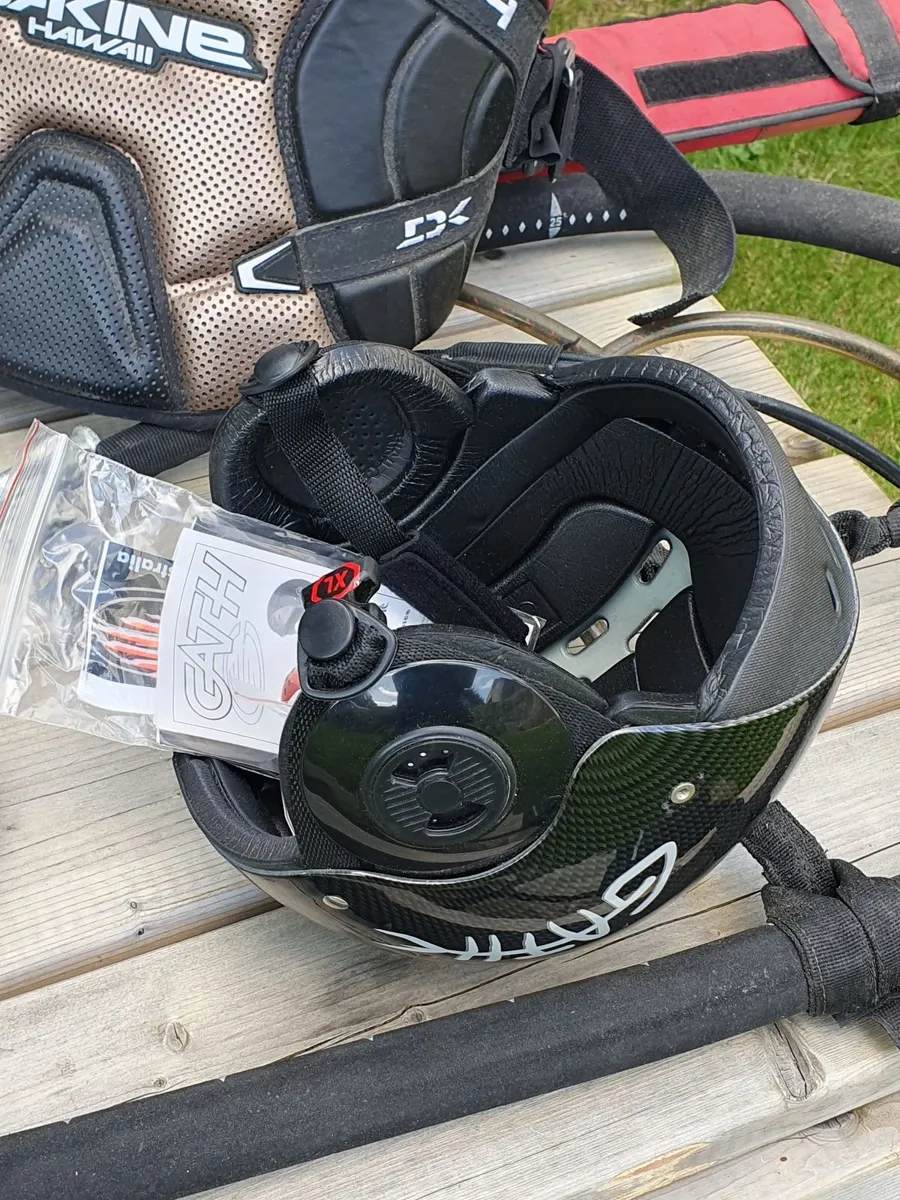 Gath watersports helmet (size XL) - Image 2