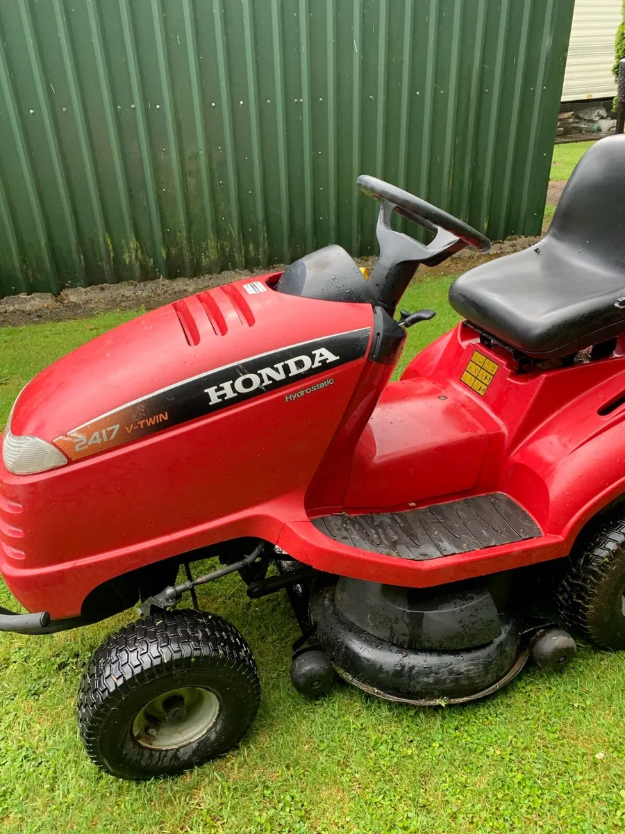 Honda mower - Image 4