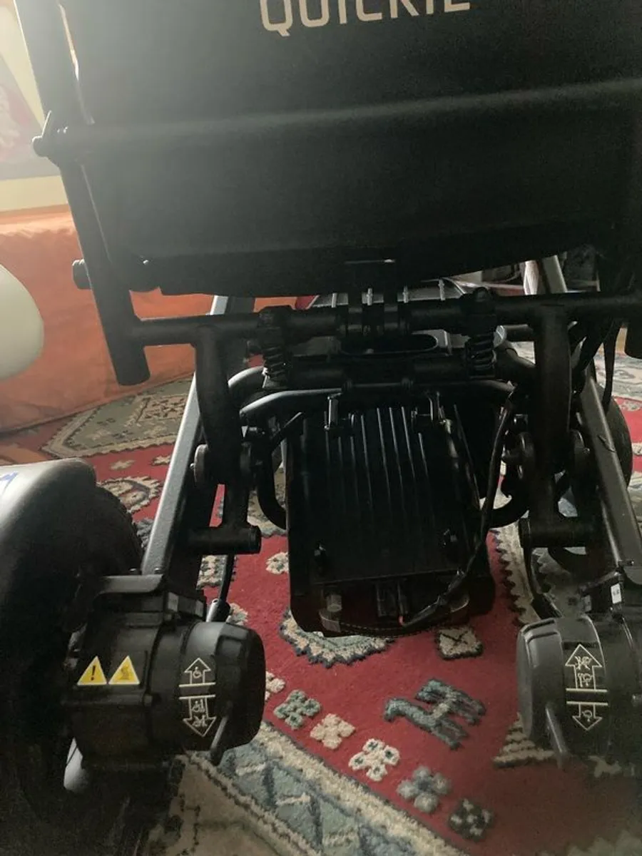 electric wheelchair - Image 3