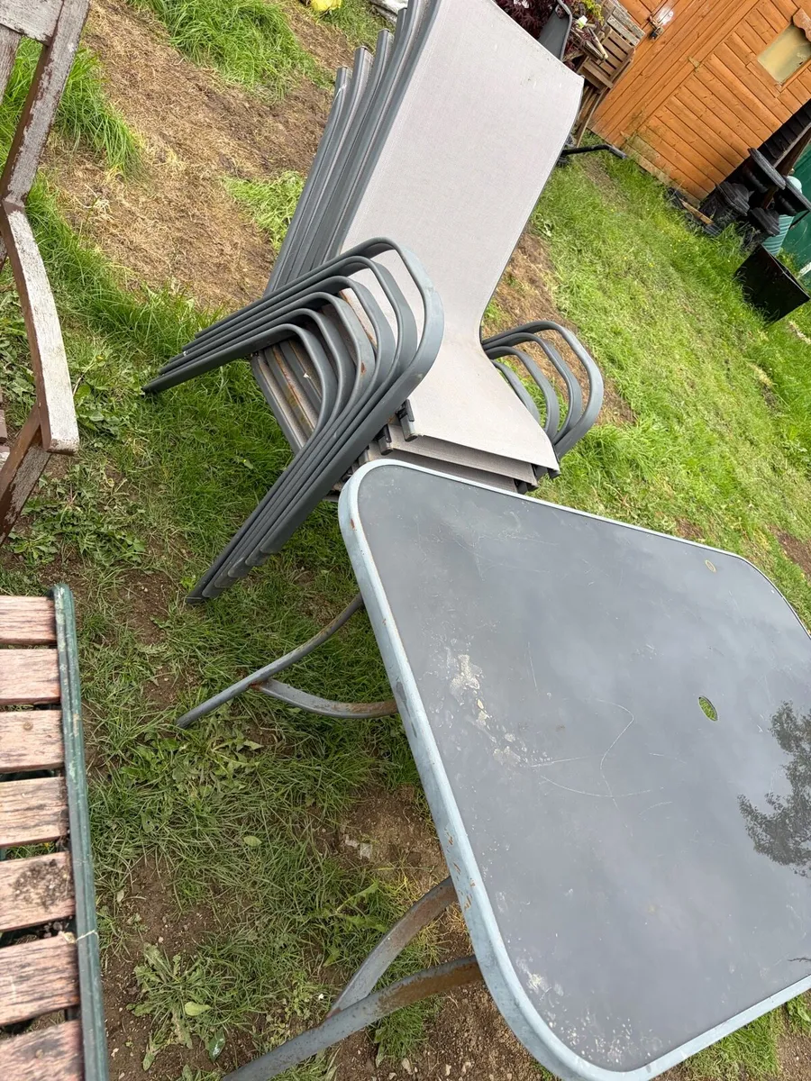 table and 6 chairs garden set - Image 4