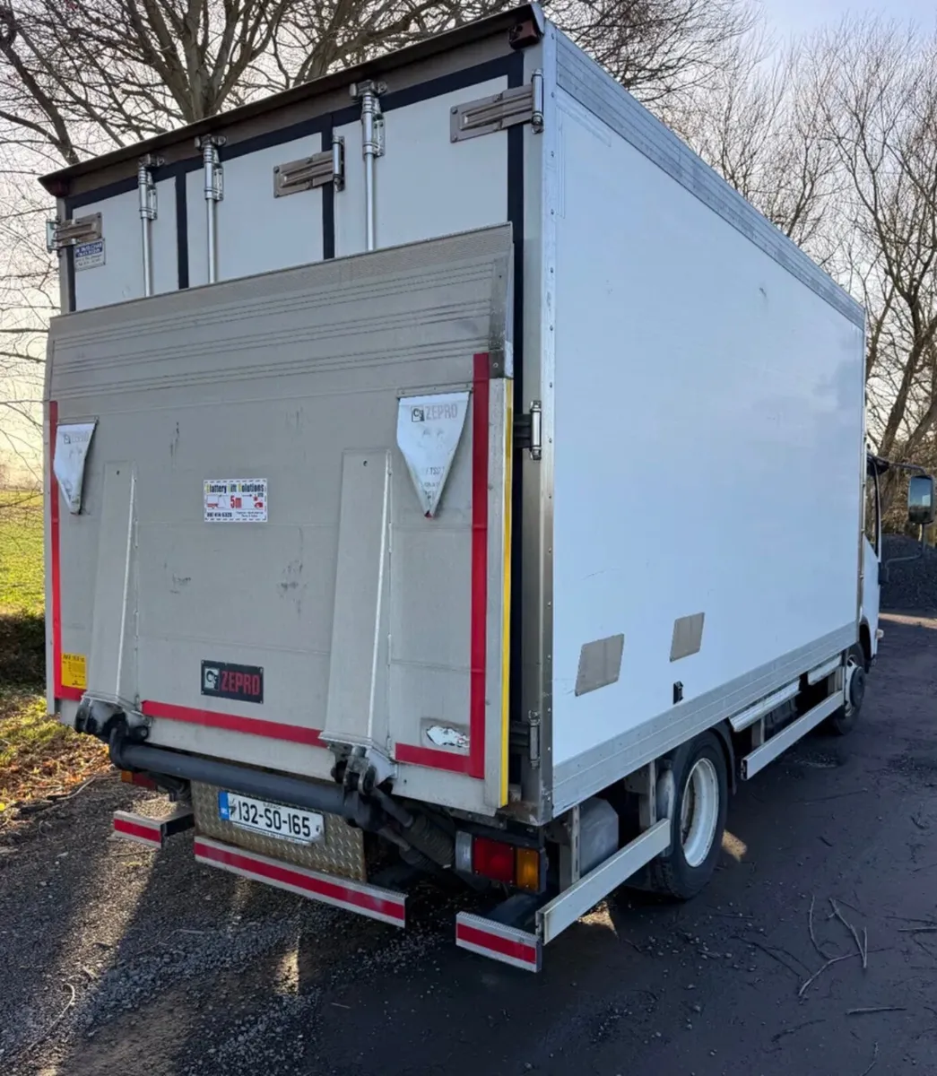 Isuzu 2013 Low mileage - Image 2