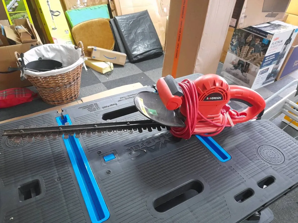 18" electric hedge trimmer - Image 2