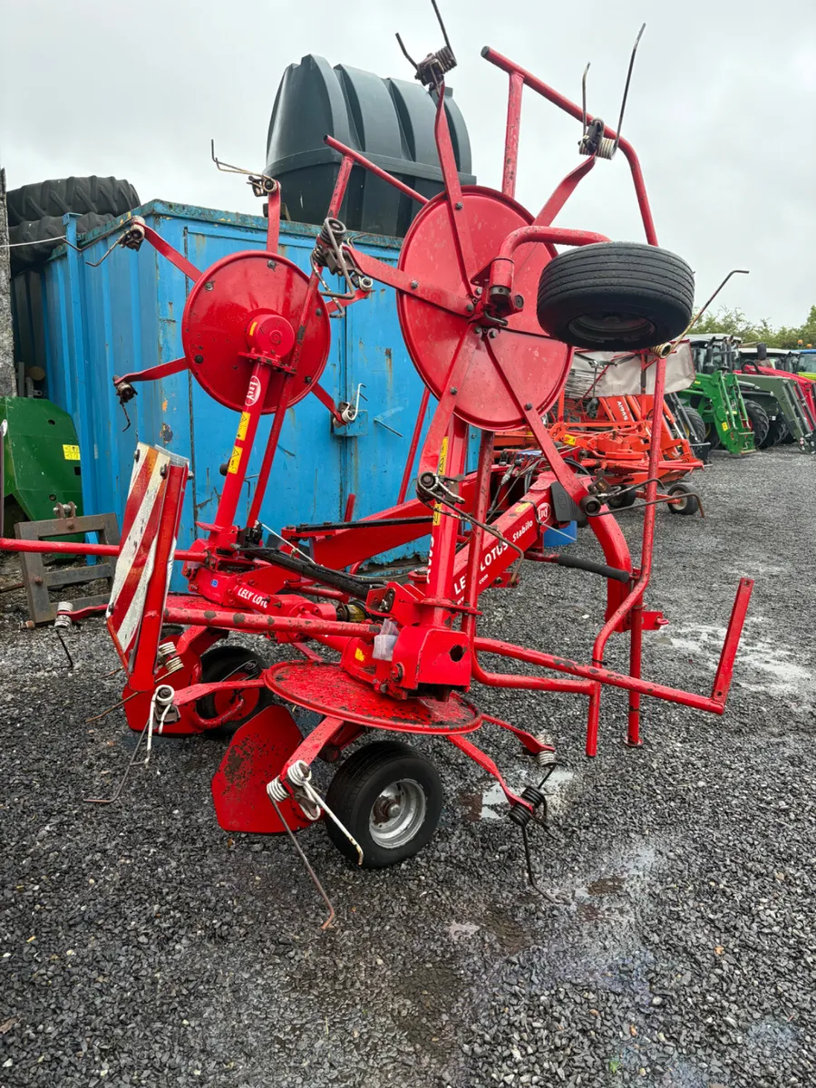 Lely Lotus Tedder - Image 2