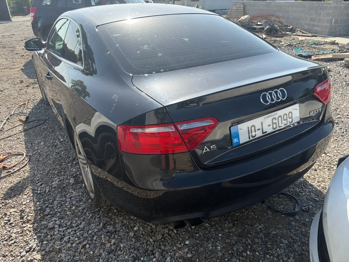 2010 Audi a5 2.0 petrol driving perfectly - Image 3