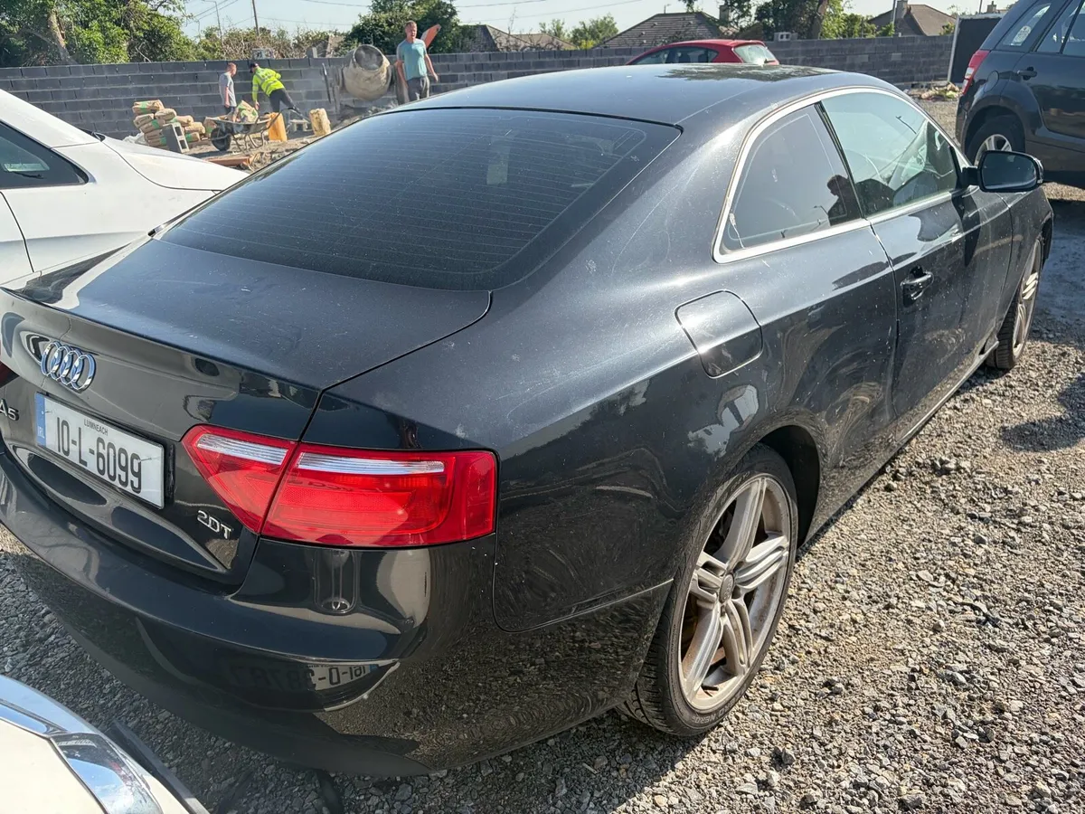 2010 Audi a5 2.0 petrol driving perfectly - Image 4