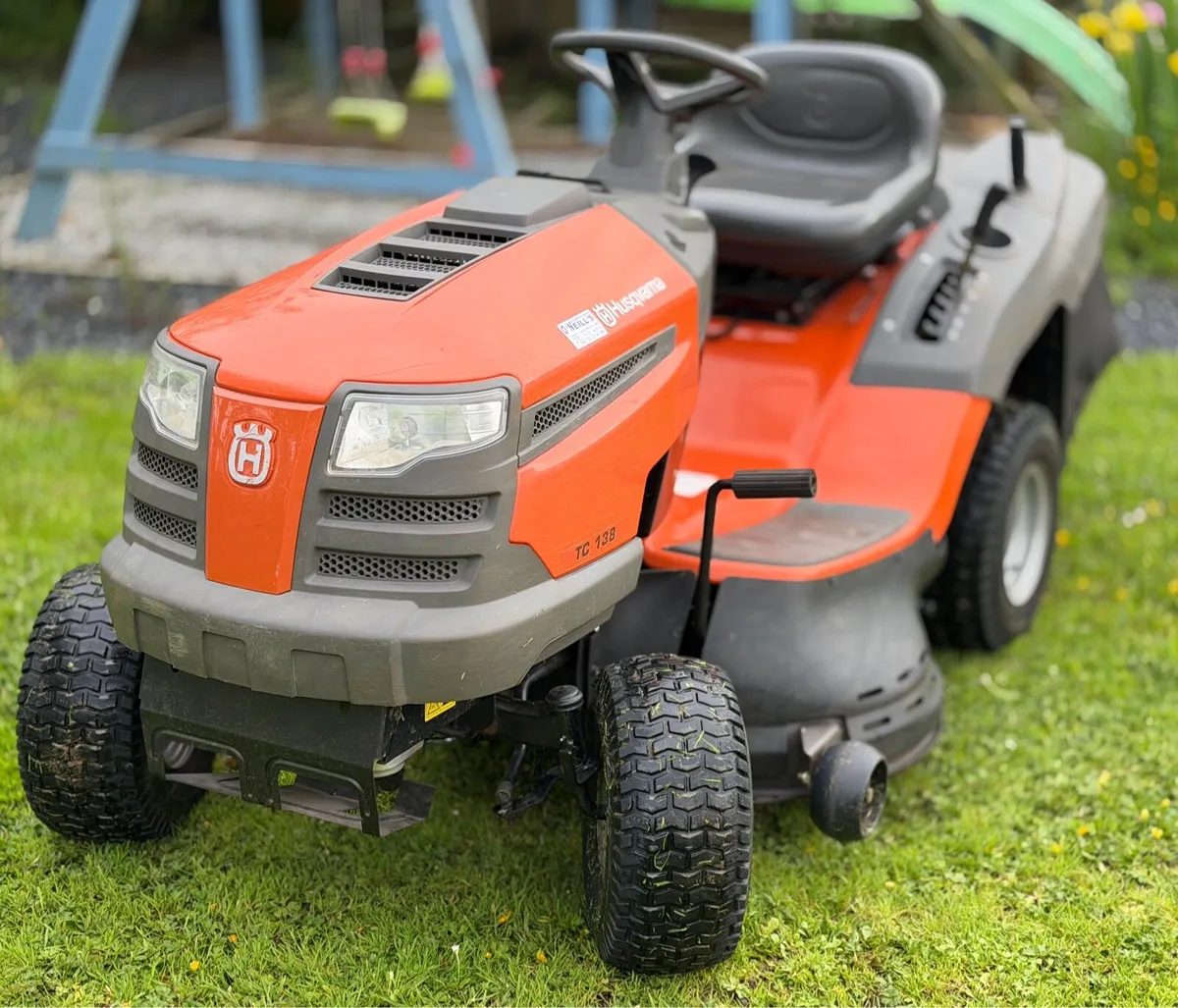 Husqvarna TC138 Lawnmower - Image 1