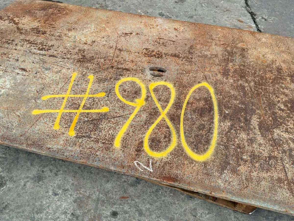 ROAD PLATE - Image 2