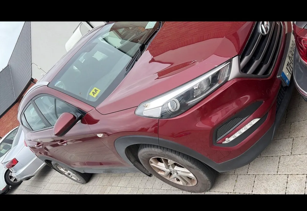 2017 Hyundai Tucson - Image 3