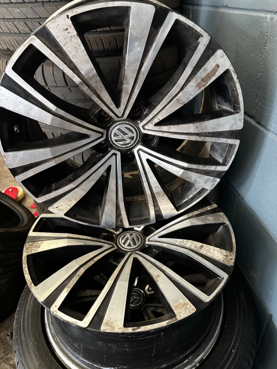 Genuine VW Arteon alloys - Image 1