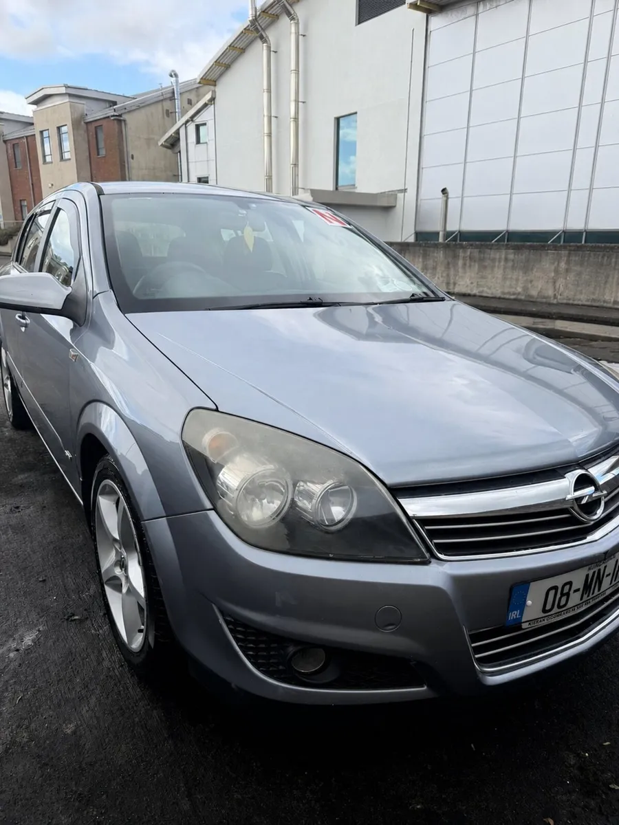 Astra H Opel 1.8 AUTOMATIC - Image 1