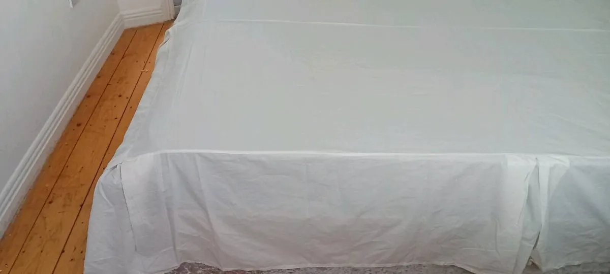 King Bed Sheet Cover - Image 3