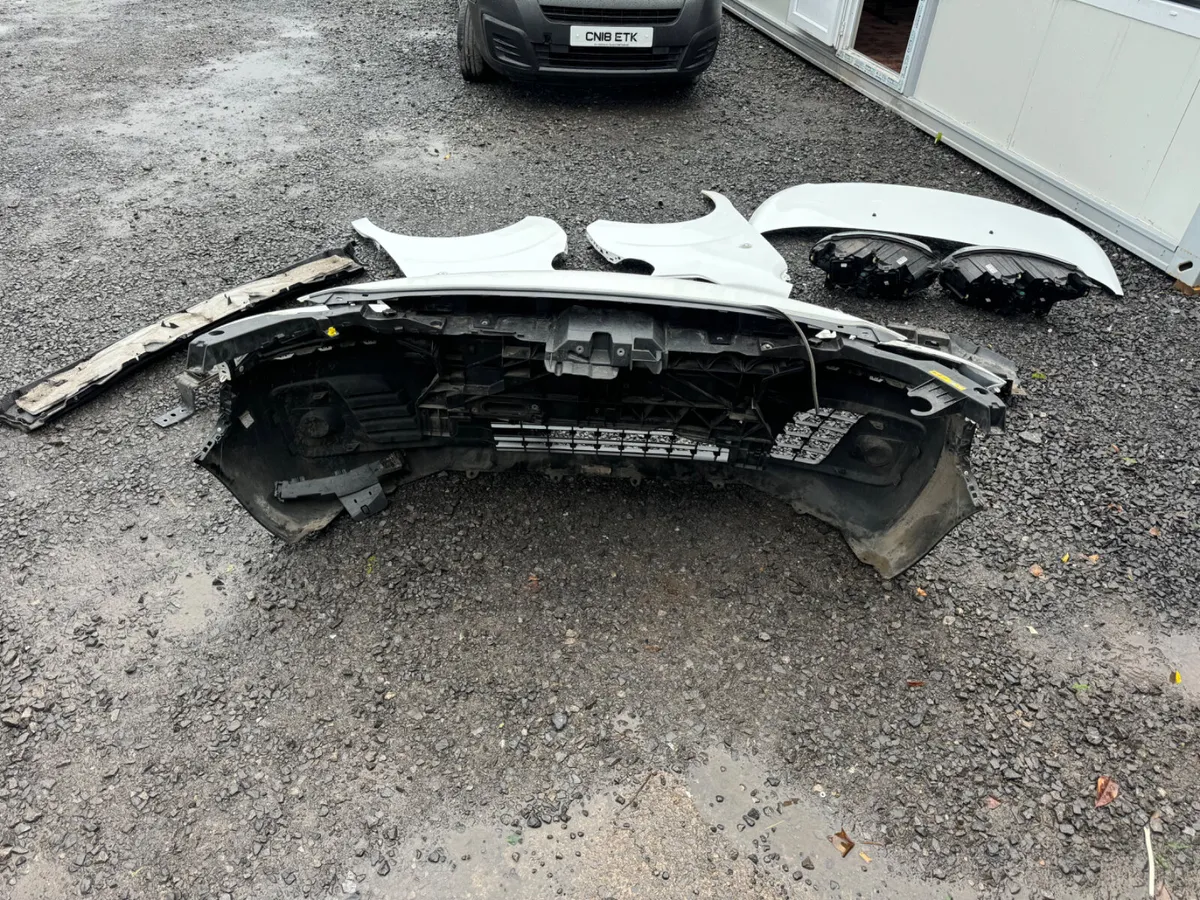 2021 Vauxhall Vivaro Front end Parts - Image 2