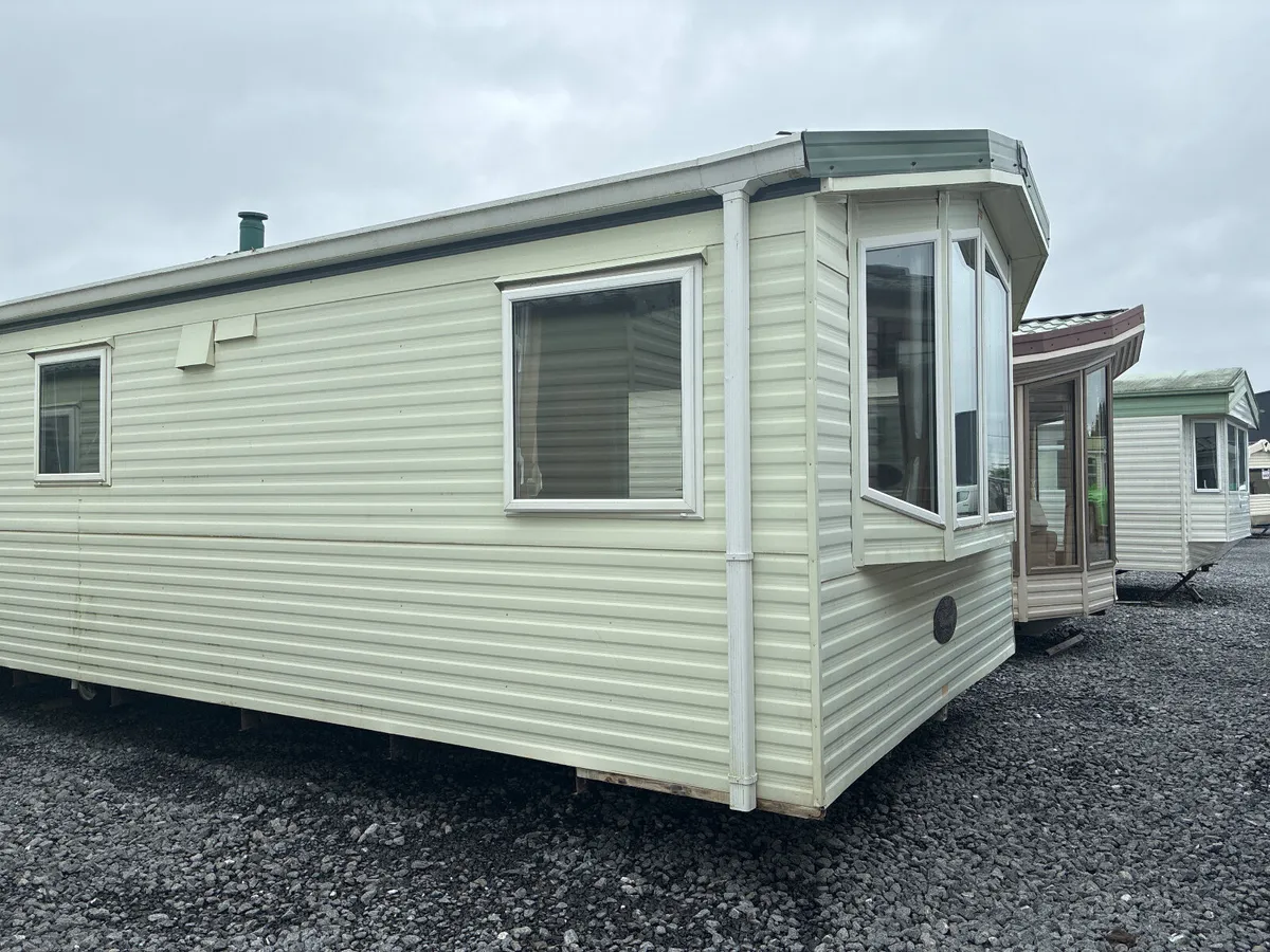 THIS 39 FOOT BEAUTY WON’T BREAK THE BANK - Image 2