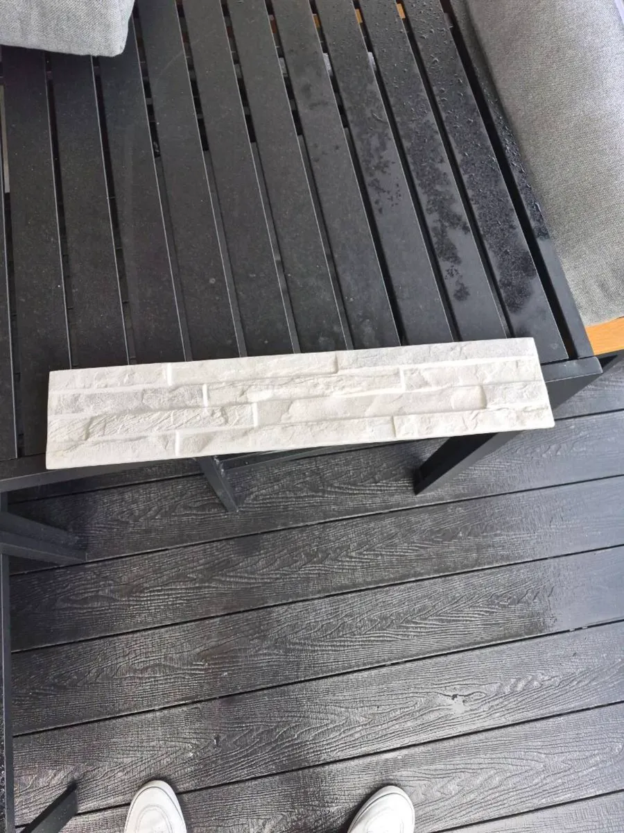 White outdoor Tiles 50cm x10cm 22 boxes of 15 pice - Image 1