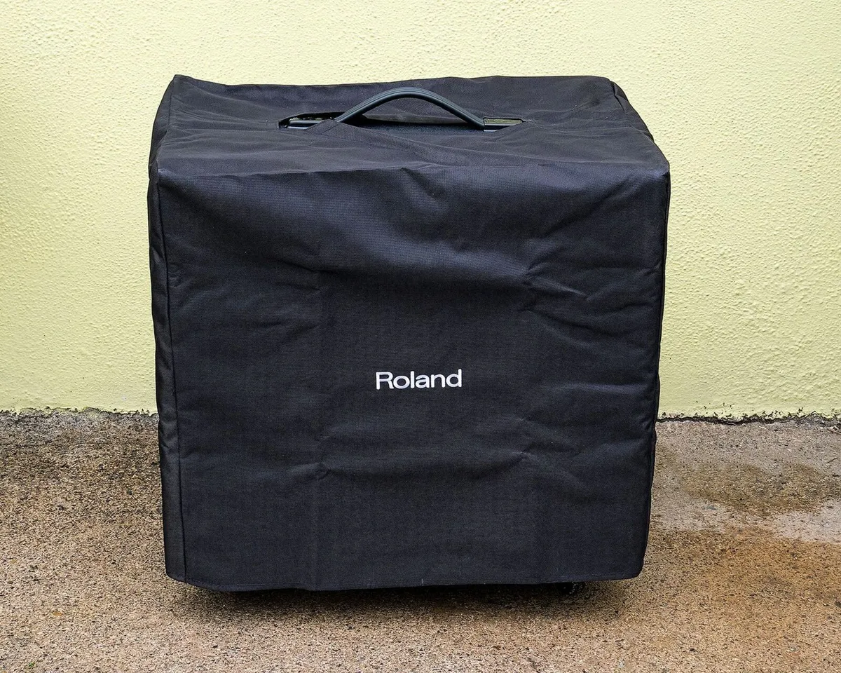 Roland KC-600 keyboard amplifier - Image 3