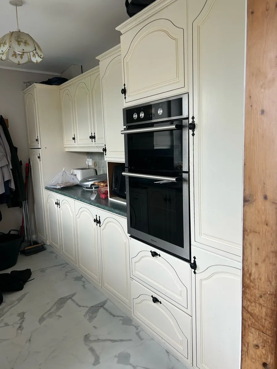 Kitchen - Image 2
