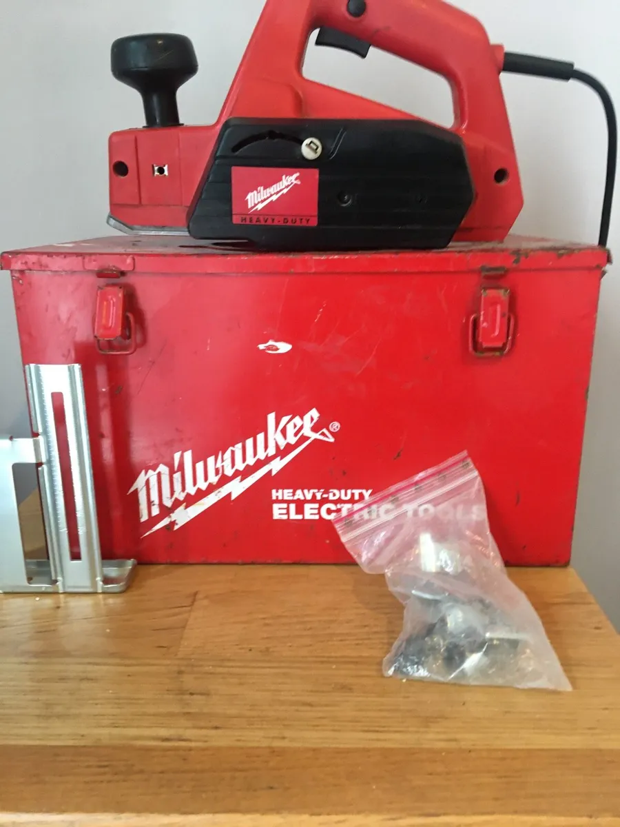 110 Electric Planer - Image 1