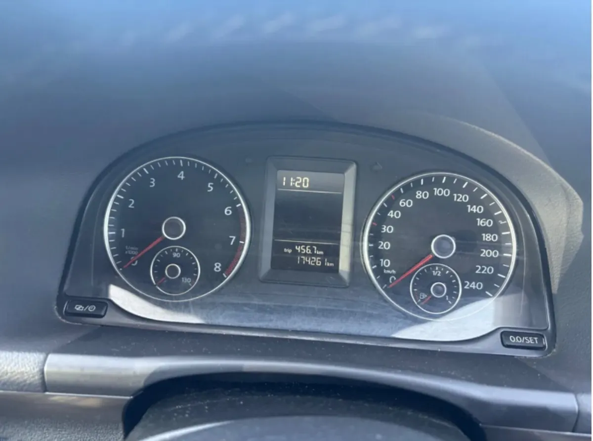 2014 Vw Touran 1.4 Tsi Automatic - Image 3