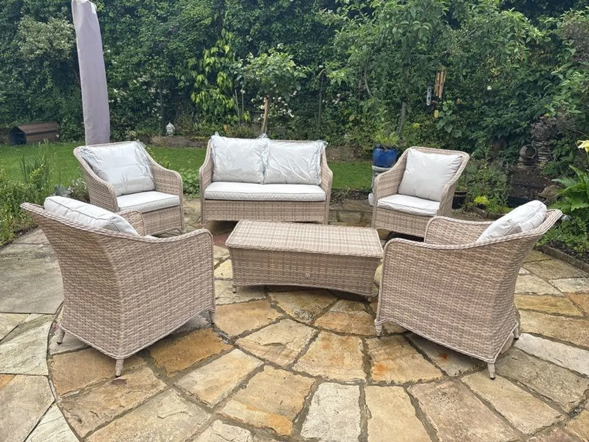 Garden Furniture - Image 2
