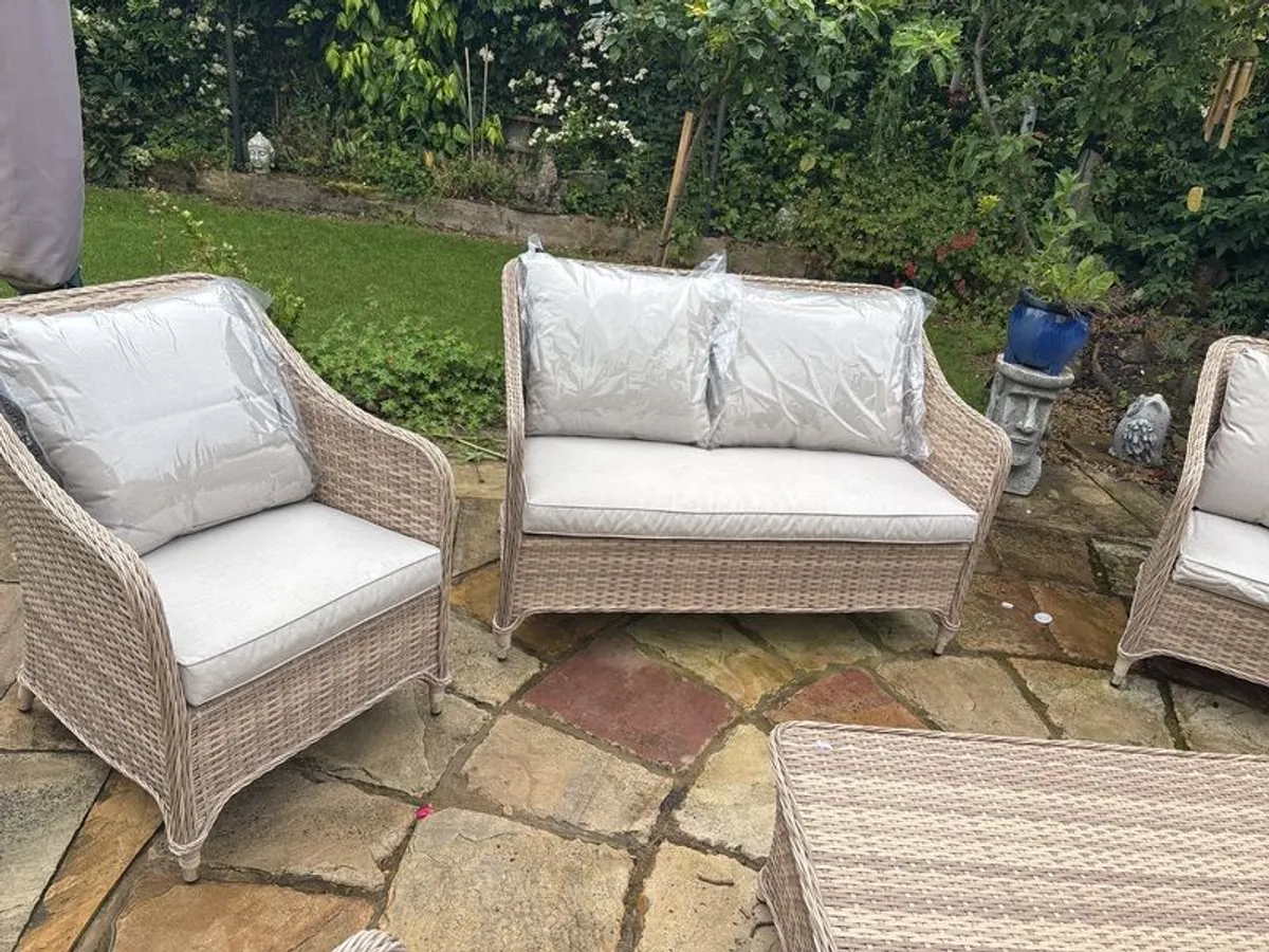 Garden Furniture - Image 3