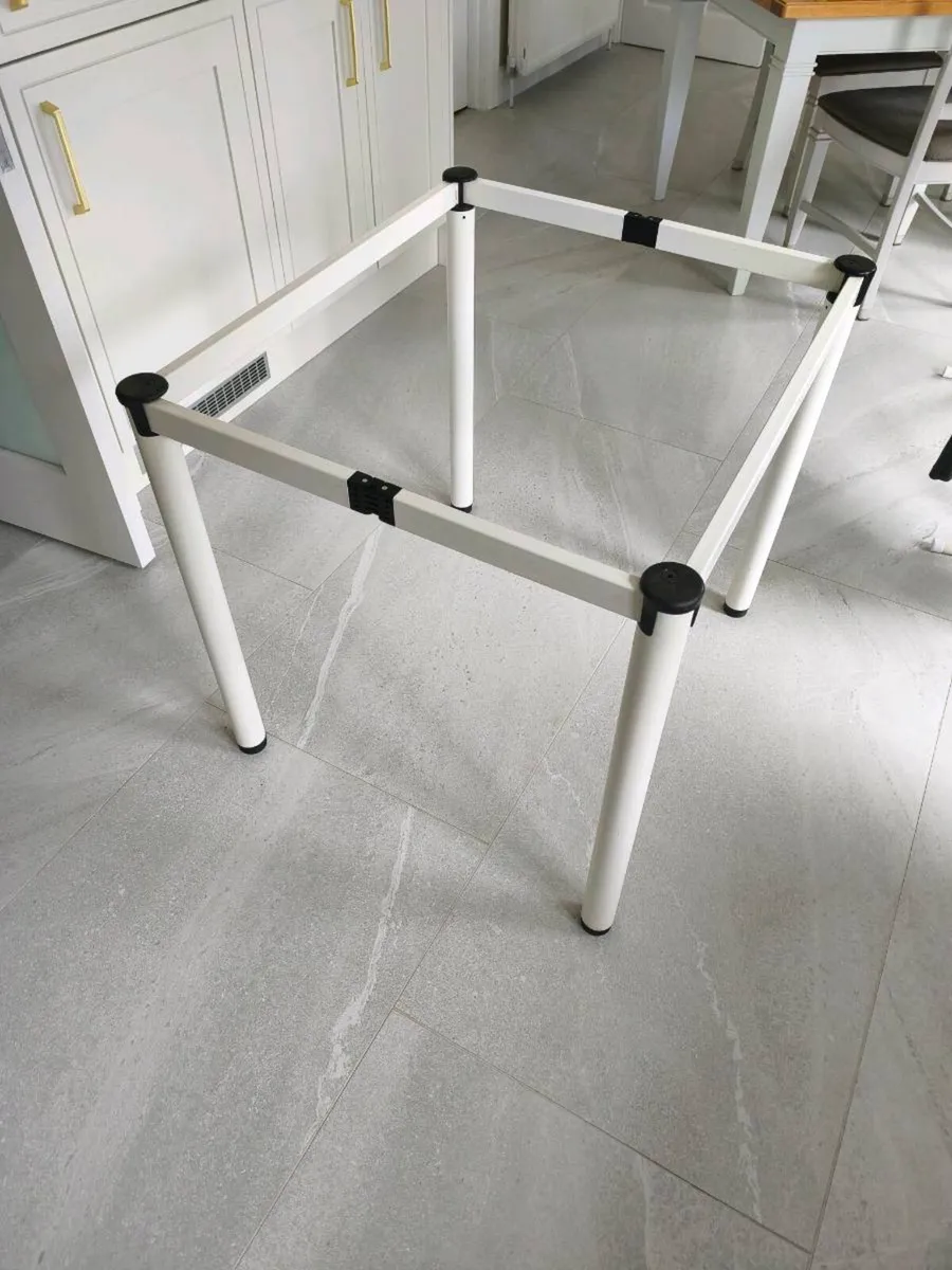 Foldable desk - Image 3