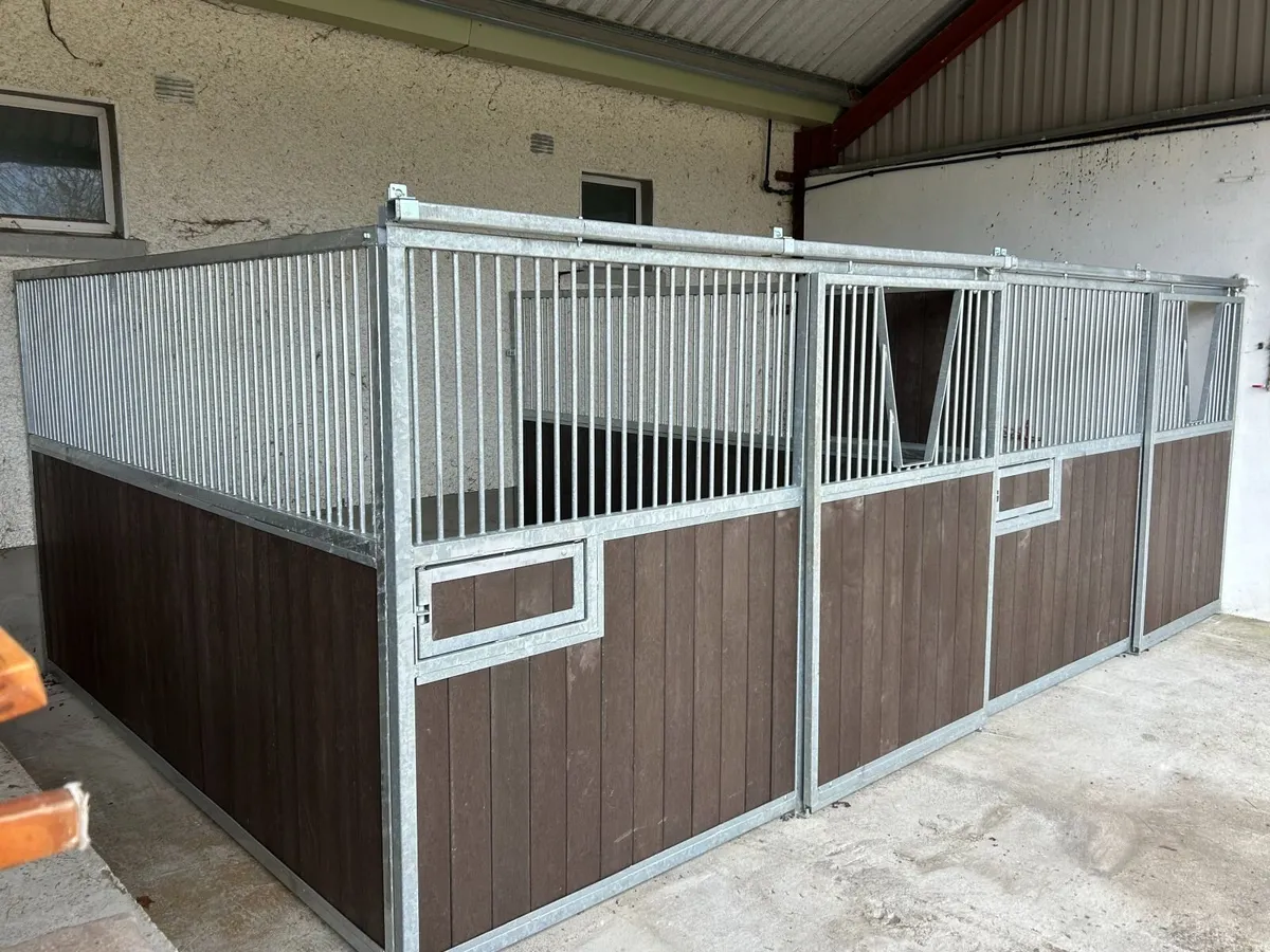 Stable Fronts/ Doors / Partitions - Image 2