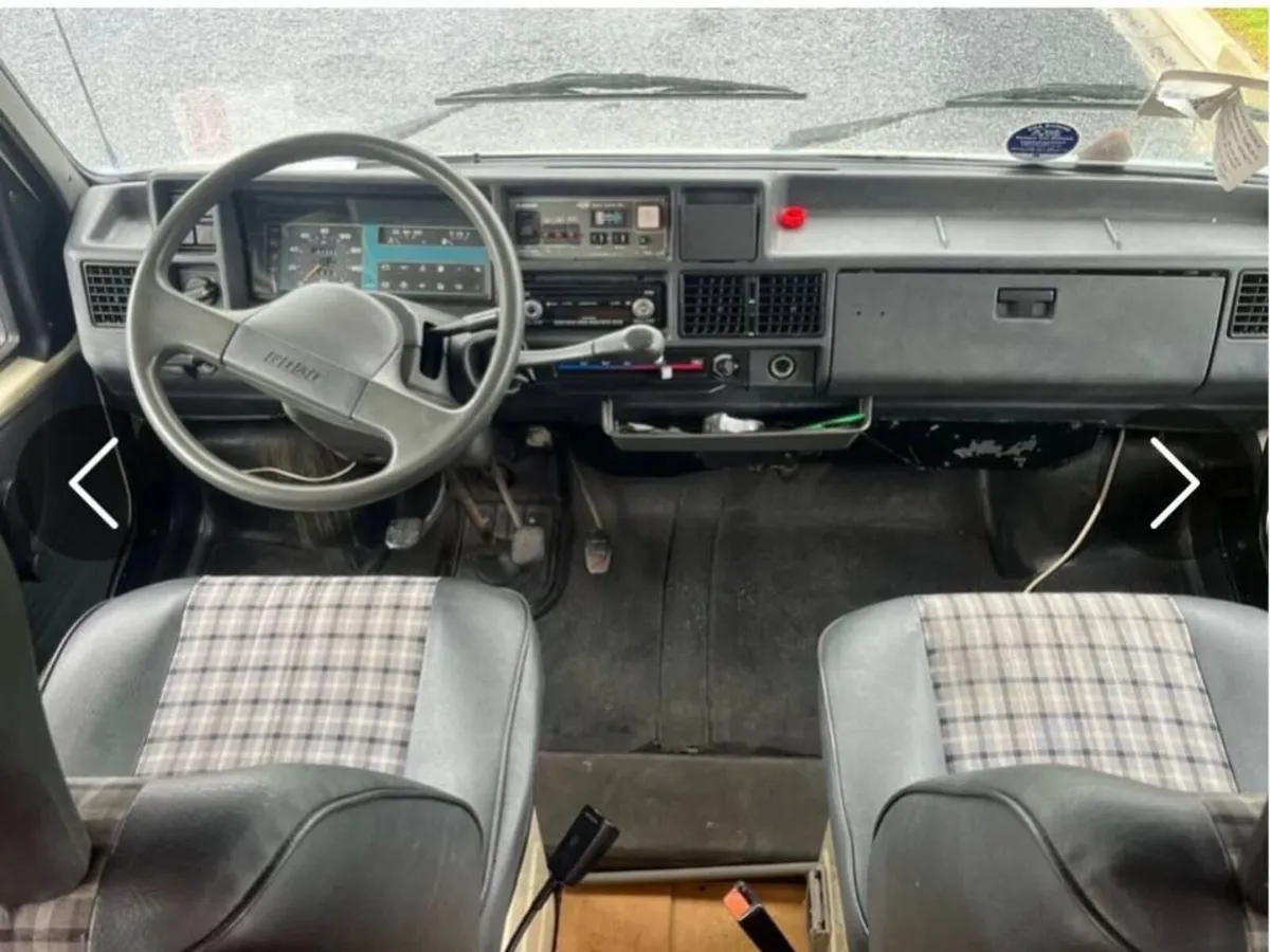 Campervan - Image 4