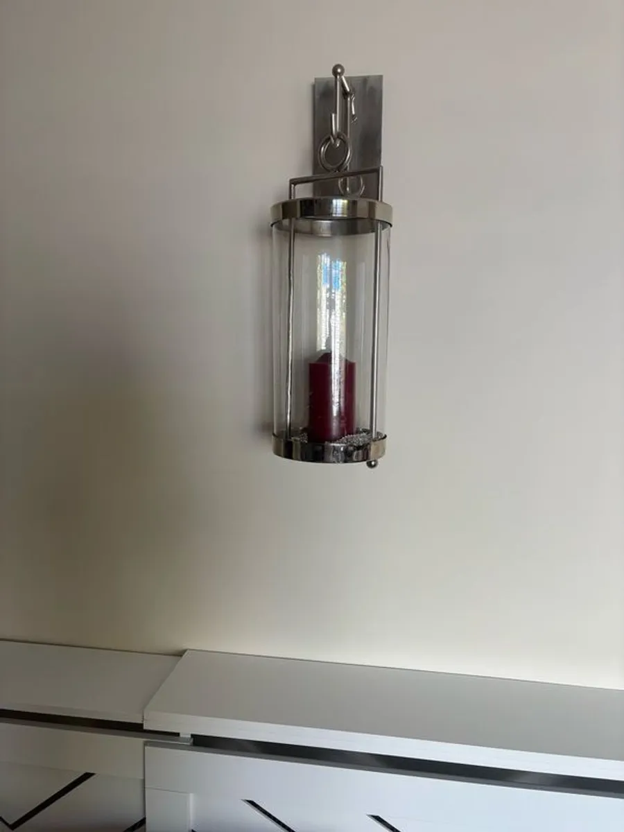 Stunning chrome and glass wall sconce - Image 2