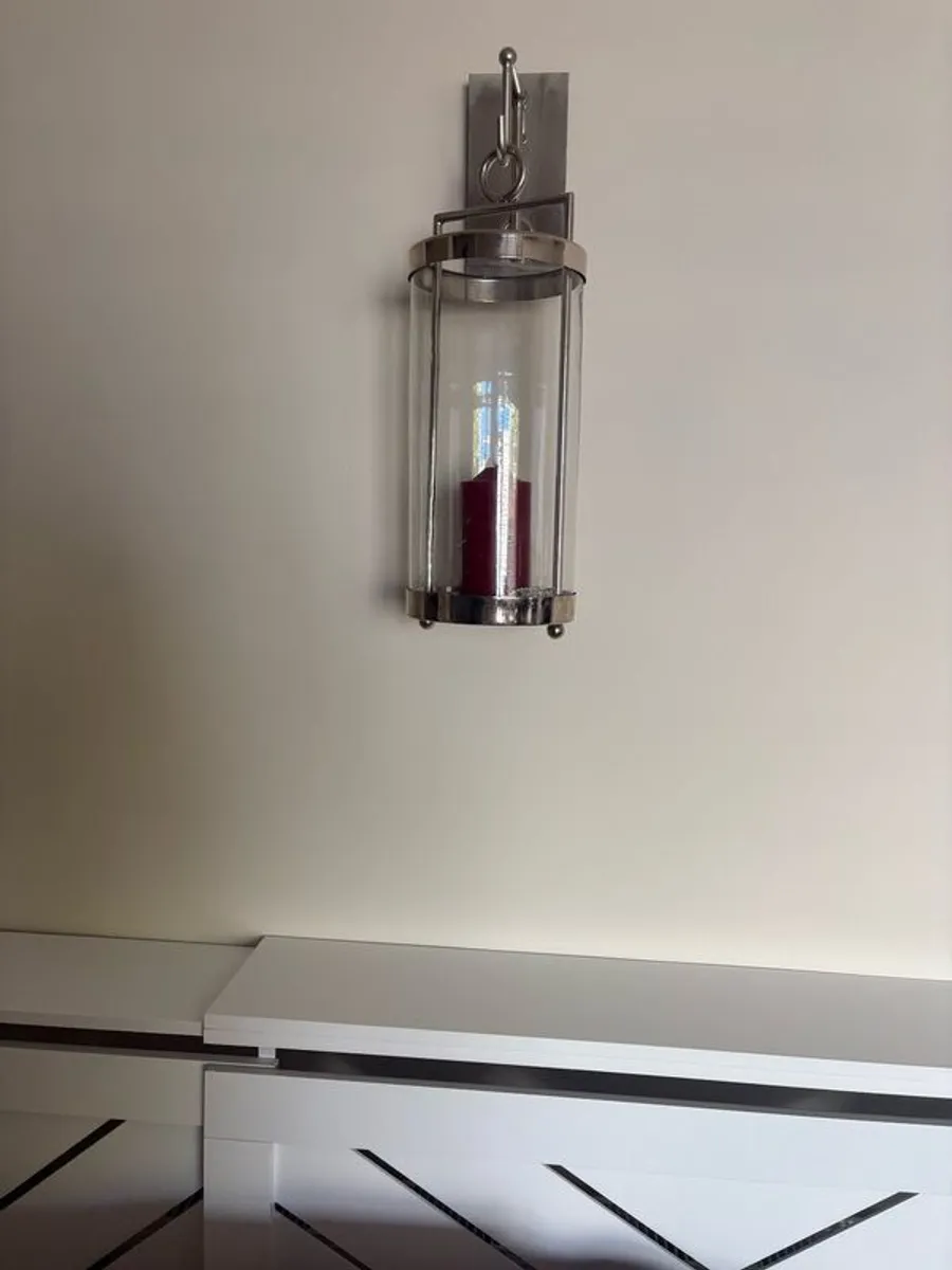 Stunning chrome and glass wall sconce - Image 3