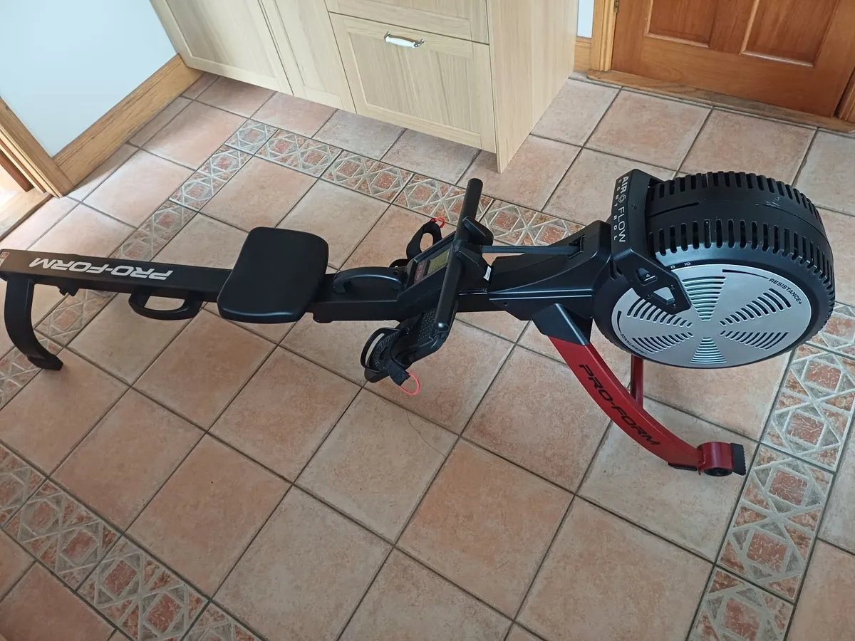Pro-Form Rowing Machine - Image 2