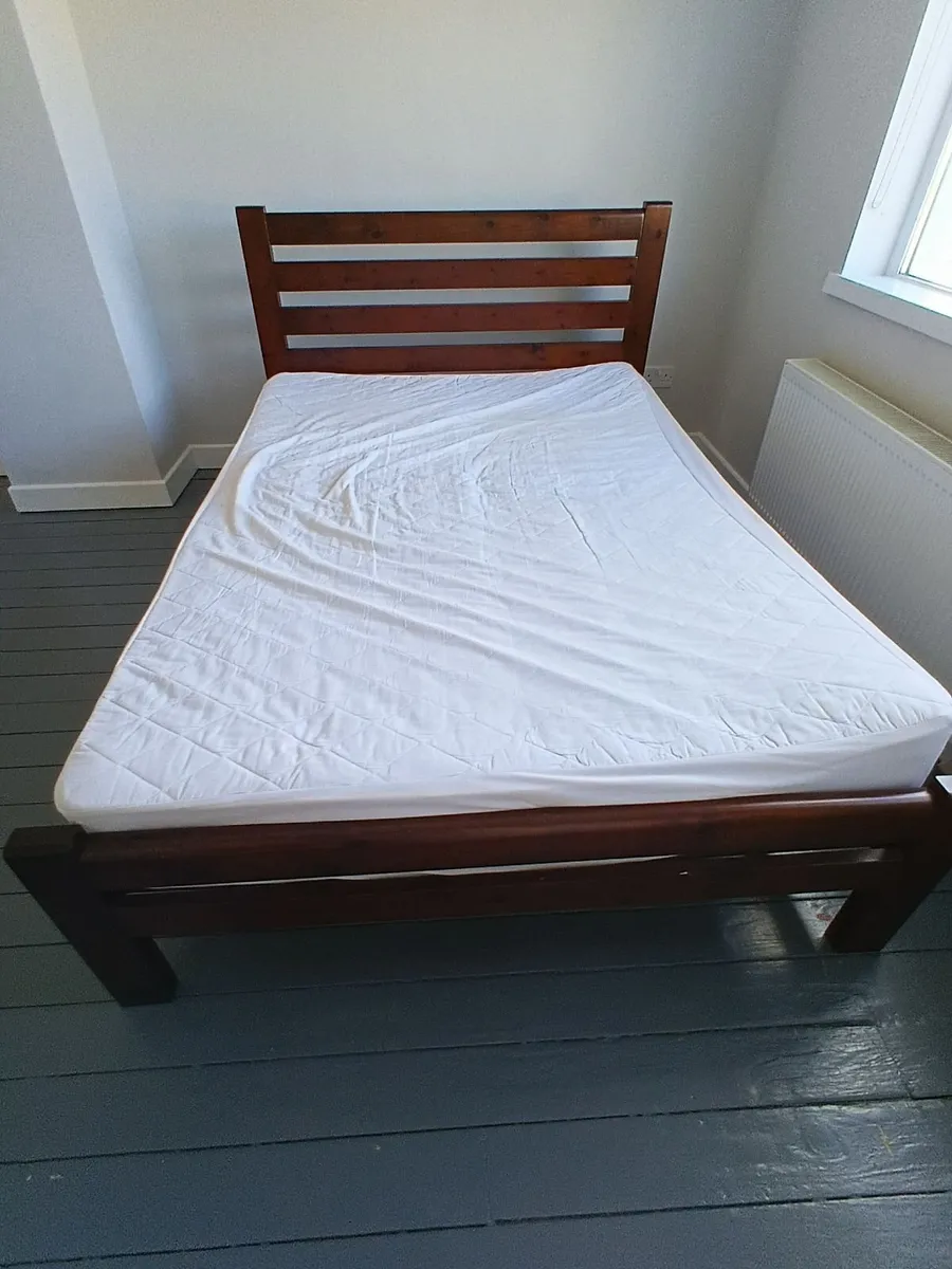 Double Bed - Image 2