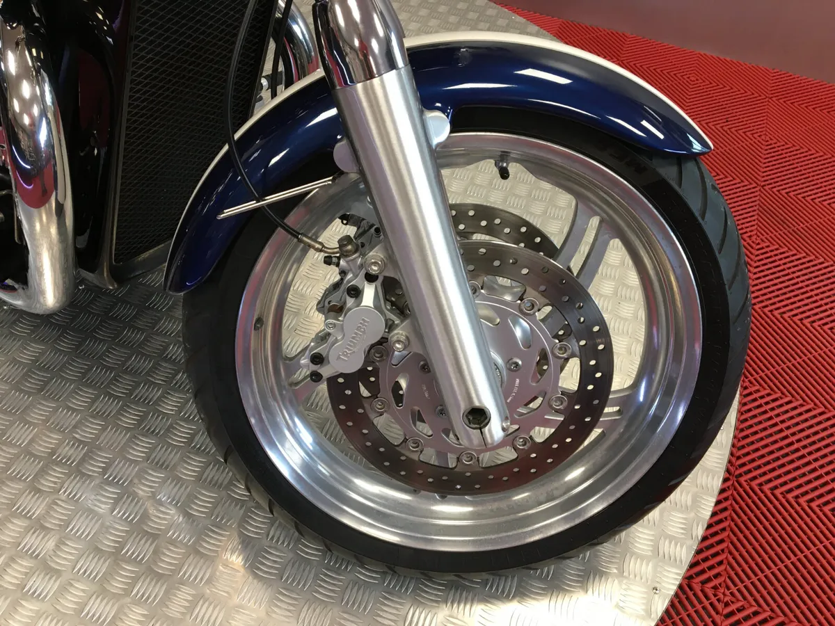 2010 Triumph Thunderbird 1600 ''Like New'' - Image 2