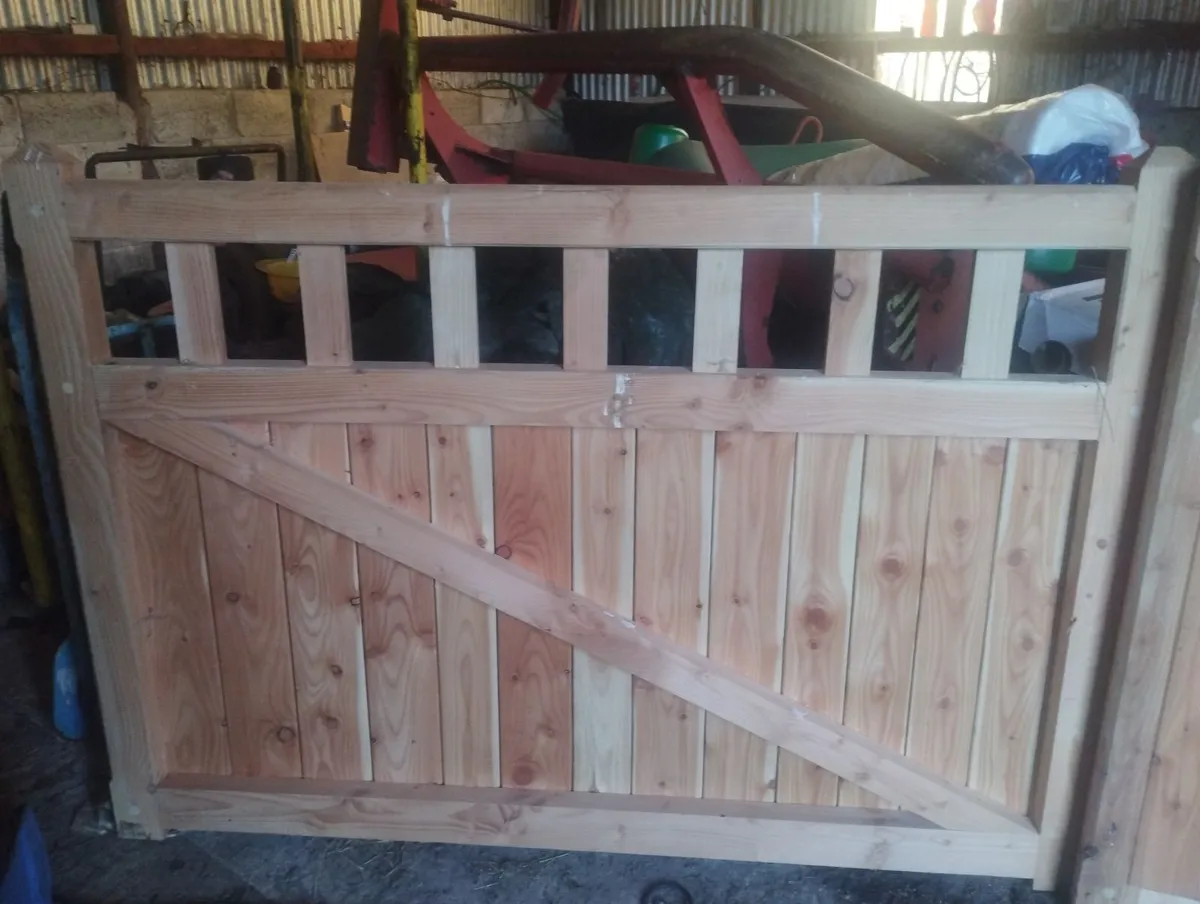 Douglas Fir Gates - Image 4