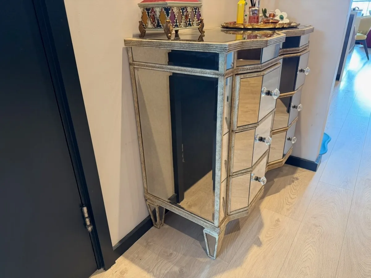 Mirrored chest of drawers — Art Deco style - Image 2